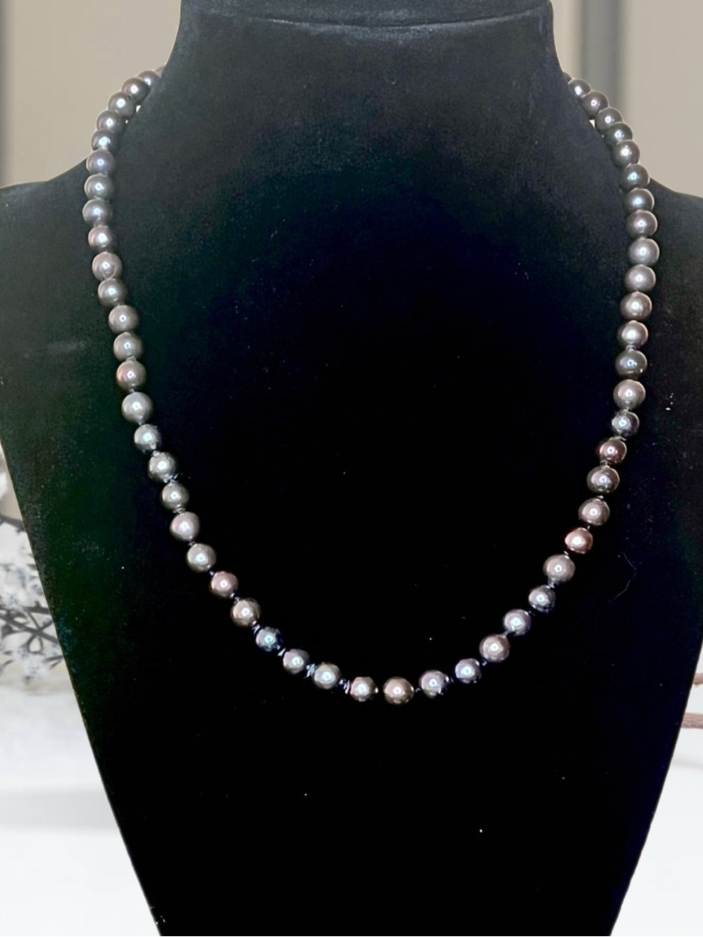 Classic Black Pearl 14k Solid Gold Necklace